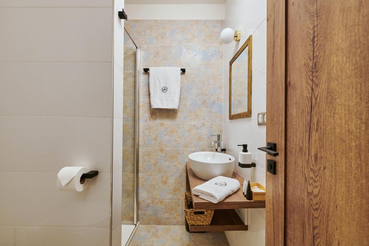 Hotel Alfred A Hermina Olomouc Bagian luar foto